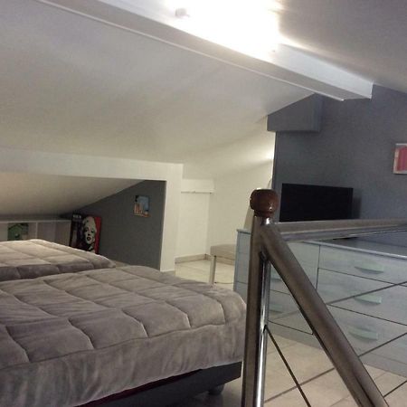 Appartement De Vacances Au 1Er Etage 45M2 อองทีบส์ ภายนอก รูปภาพ