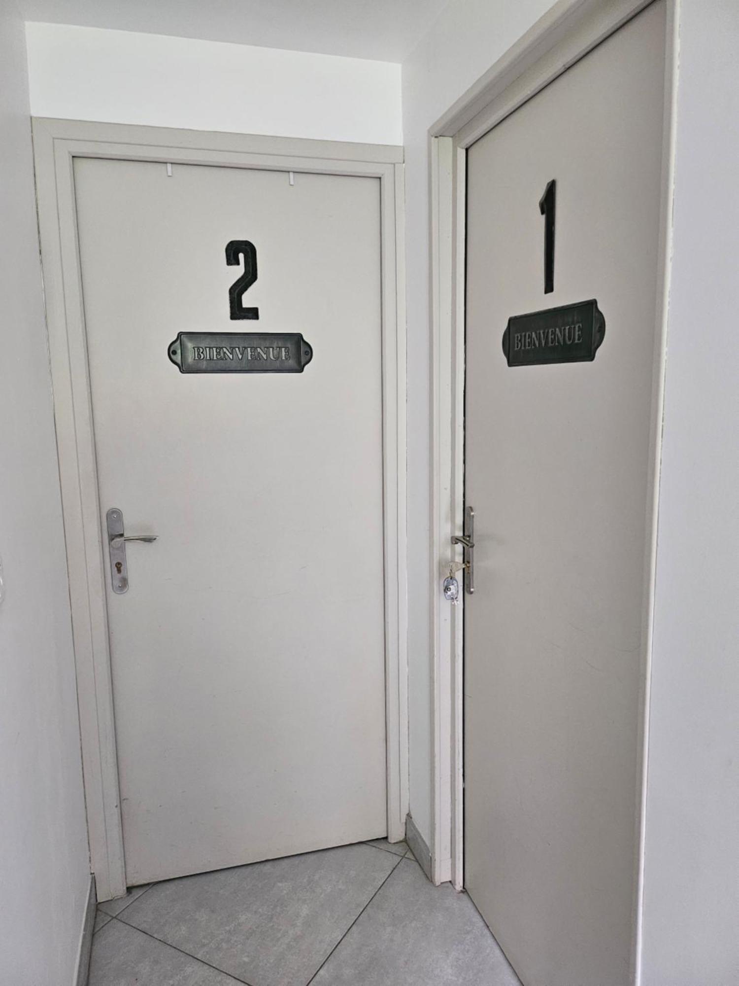 Appartement De Vacances Au 1Er Etage 45M2 อองทีบส์ ห้อง รูปภาพ