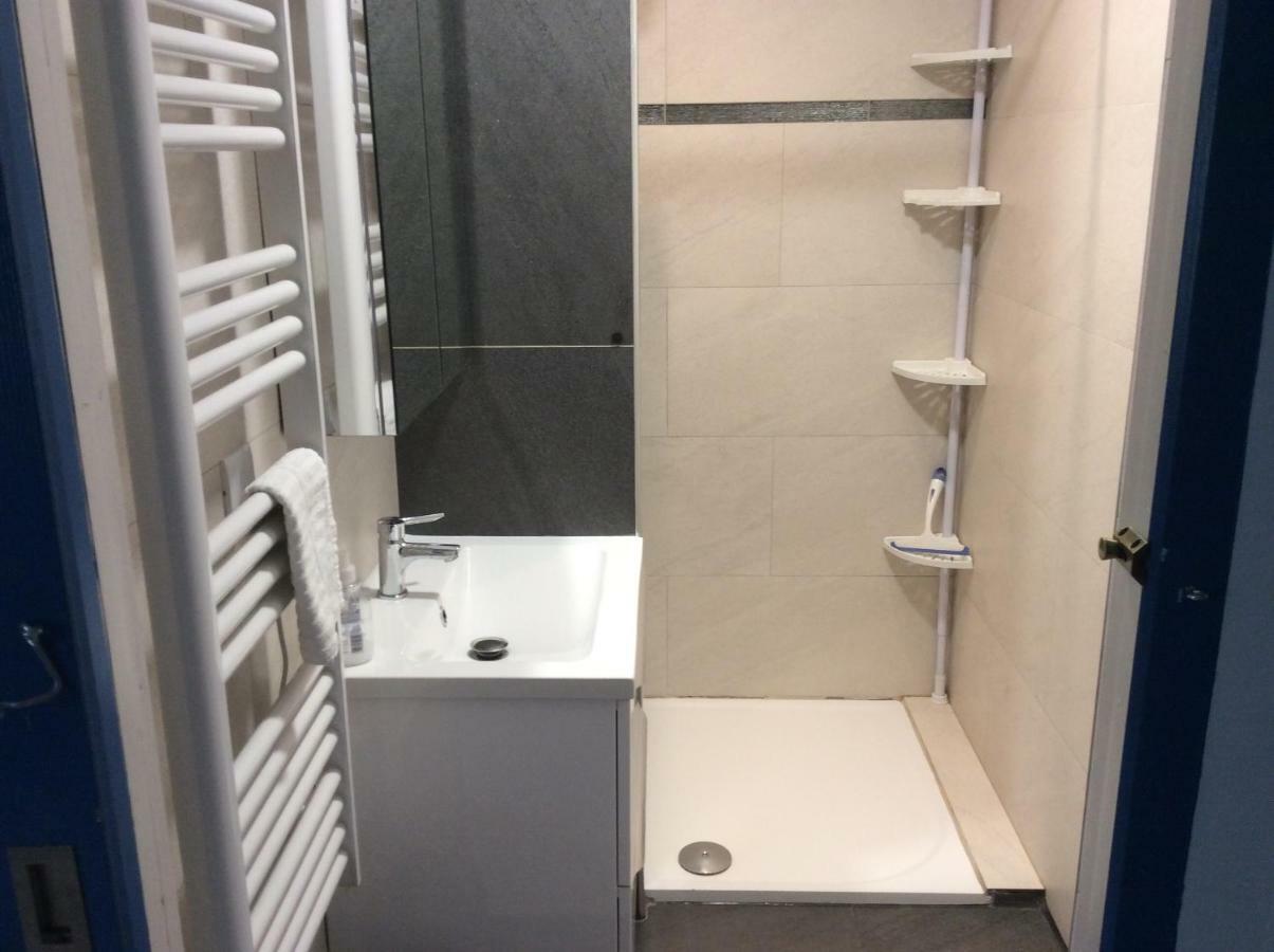 Appartement De Vacances Au 1Er Etage 45M2 อองทีบส์ ภายนอก รูปภาพ